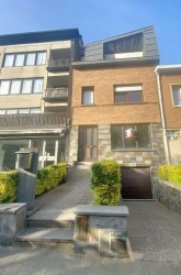 Brussel, 4 Bedrooms Bedrooms, ,House,For Rent,1085